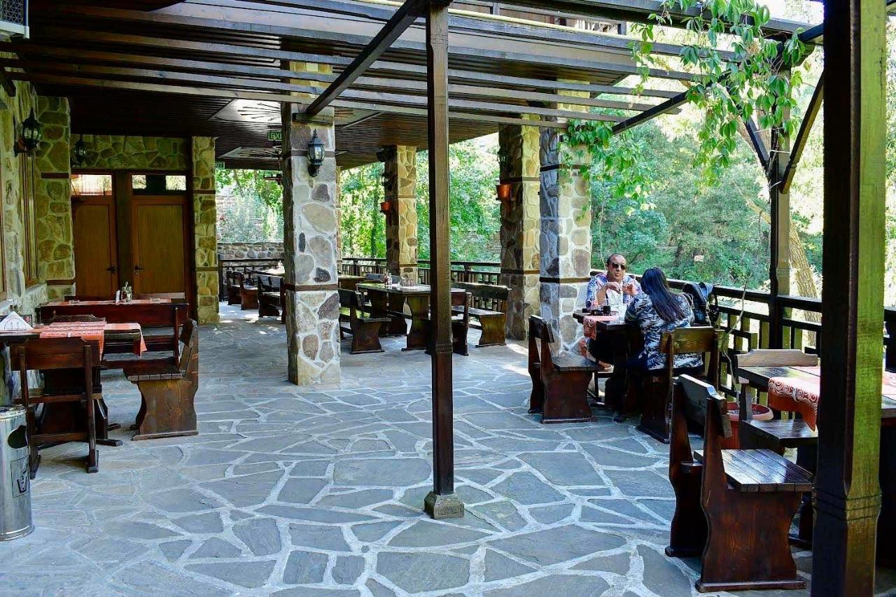Семеен Хотел Ажур Kotel Exterior foto